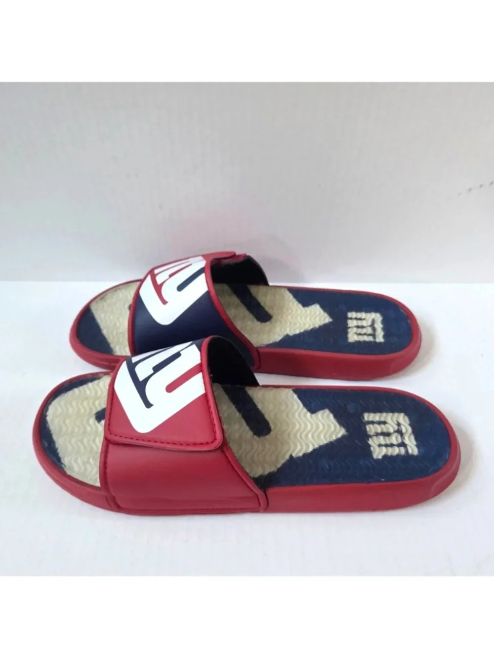 New York Giants Slides Mens 11 / 12 Red Blue Big Logo Gel Sandals Flip Flops